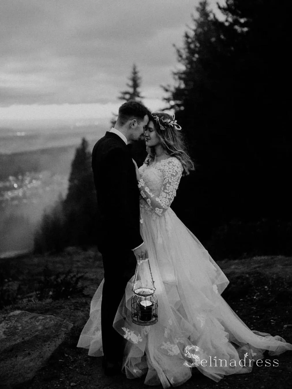 A-line Scoop Long Sleeve Applique Lace Wedding Dresses Rustic Wedding Gowns CBD091