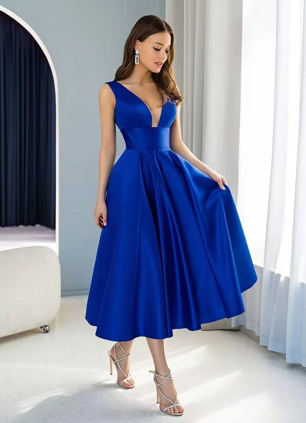 CSYPJYT Women's A-line Tea Length Bridesmaid Dresses V-Neck Satin A-line Short Formal Evening Gowns with Pockets