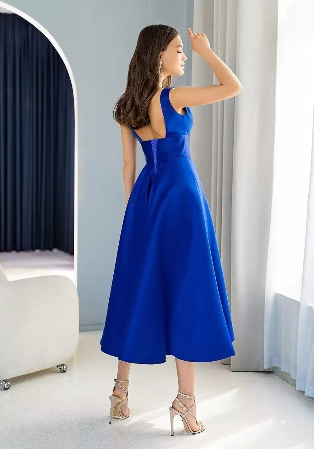 CSYPJYT Women's A-line Tea Length Bridesmaid Dresses V-Neck Satin A-line Short Formal Evening Gowns with Pockets