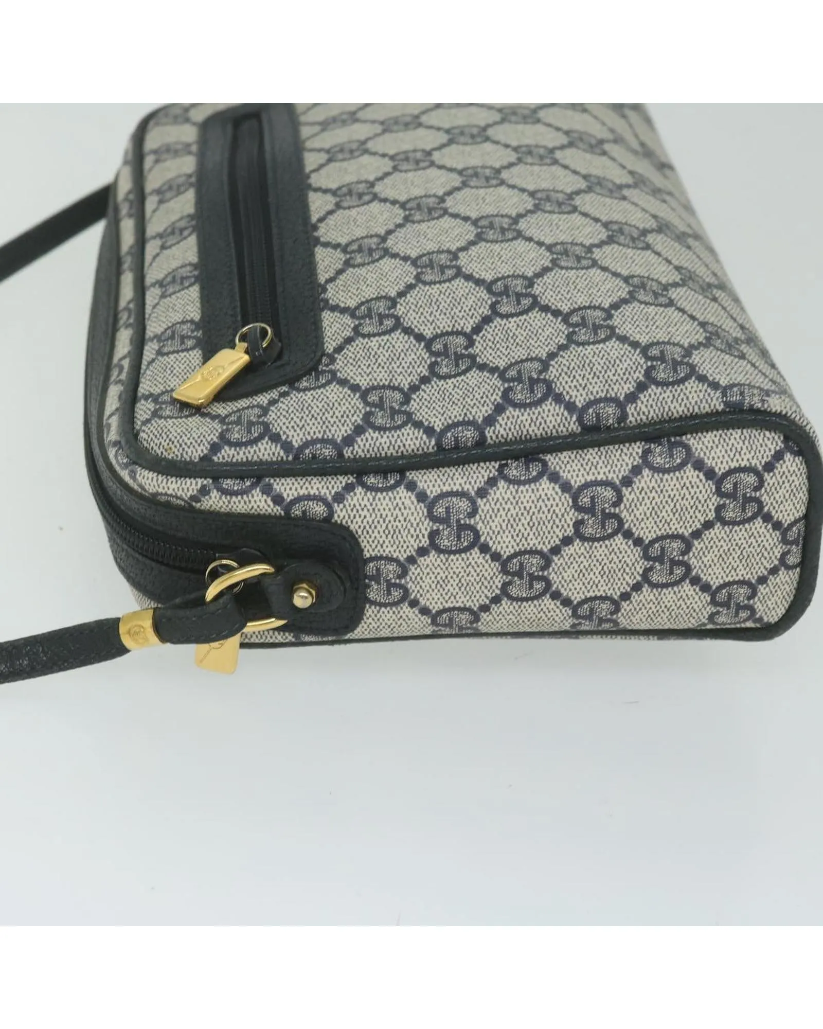 GG Supreme Navy Shoulder Bag with Authenticity