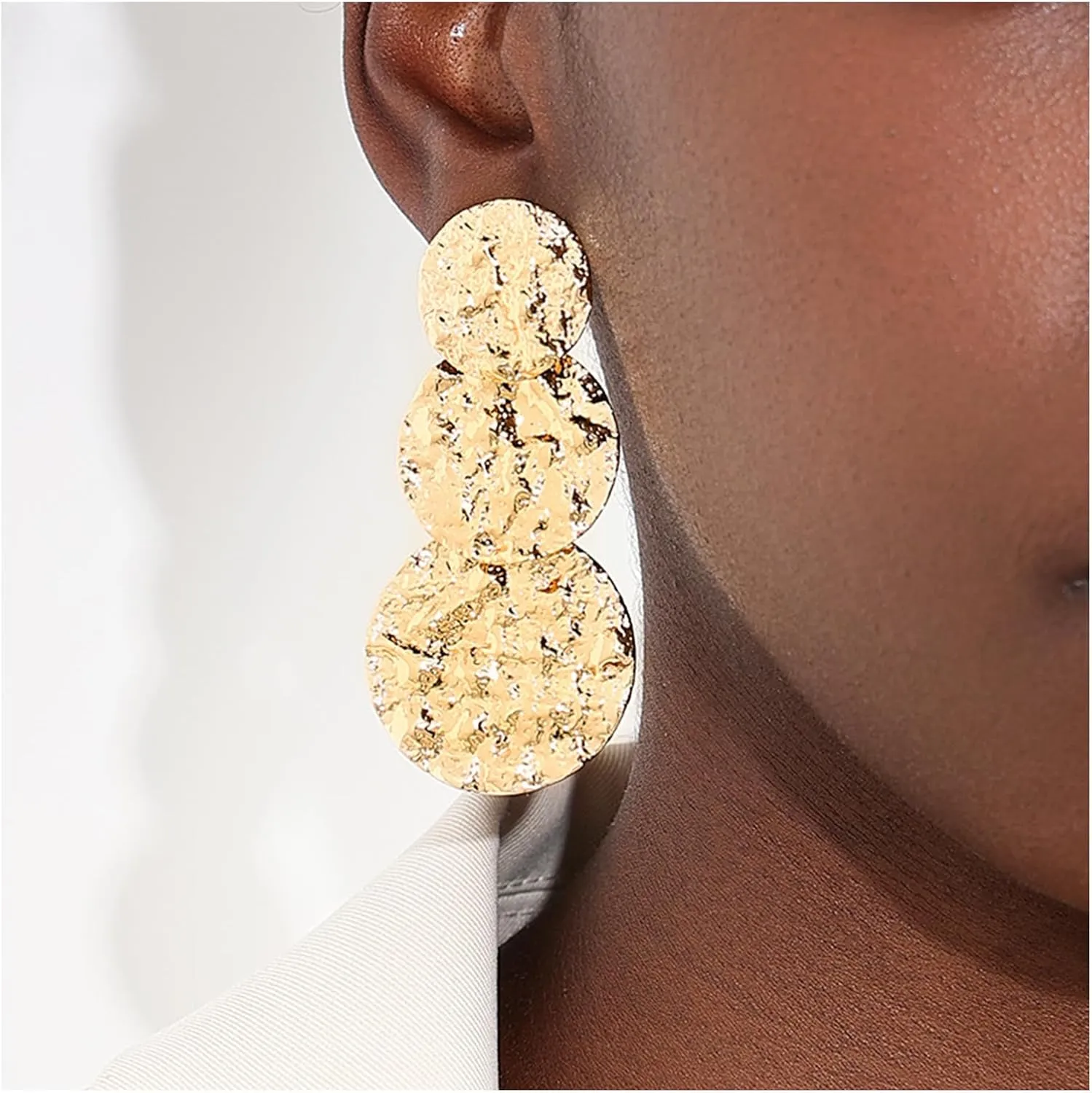 Gold Hammered Geometric Dangle Earrings for Women Dainty Chunky Big Disc Earrings Aesthetic Minimalist Statement Earring Studs Jewelry