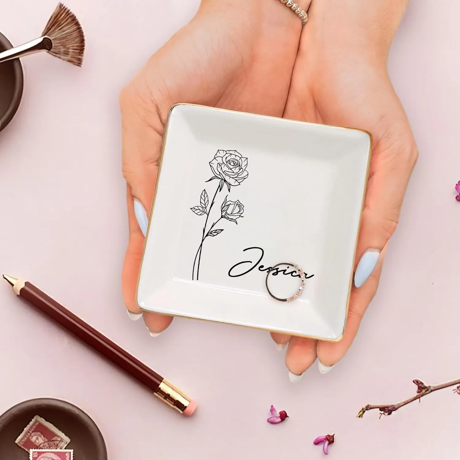 Gossby Personalized Jewelry Tray - Gift for Women Mom Friend with Birth Month Flower Name - Ceramic Trinket Tray Dish Plate for Ring Earring Bracelet - Gift Mothers Day Birthday Christmas V5
