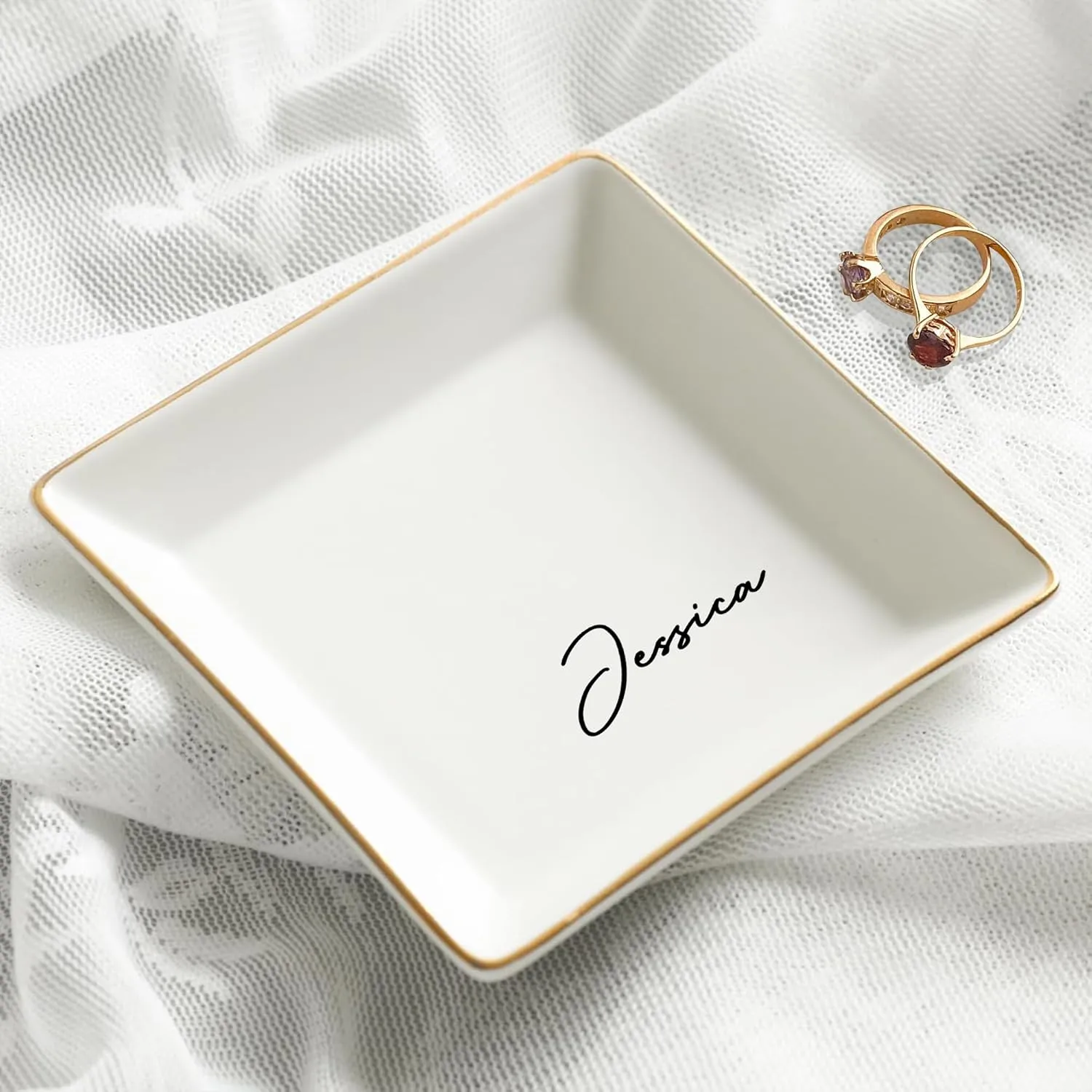Gossby Personalized Jewelry Tray - Gift for Women Mom Friend with Name - White Ceramic Trinket Tray Dish Plate for Ring Earring Bracelet - Custom Gift Mothers Day Birthday Christmas