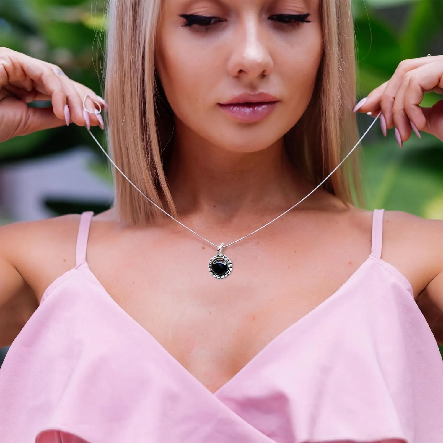 Handmade 10 Pcs Healing Gemstones & Crystals Pendant Set for Necklaces, Silver Plated Chunky Stones Pendant Necklaces for Women, Boho Statement Jewelry Birthday Gifts Pack for Women