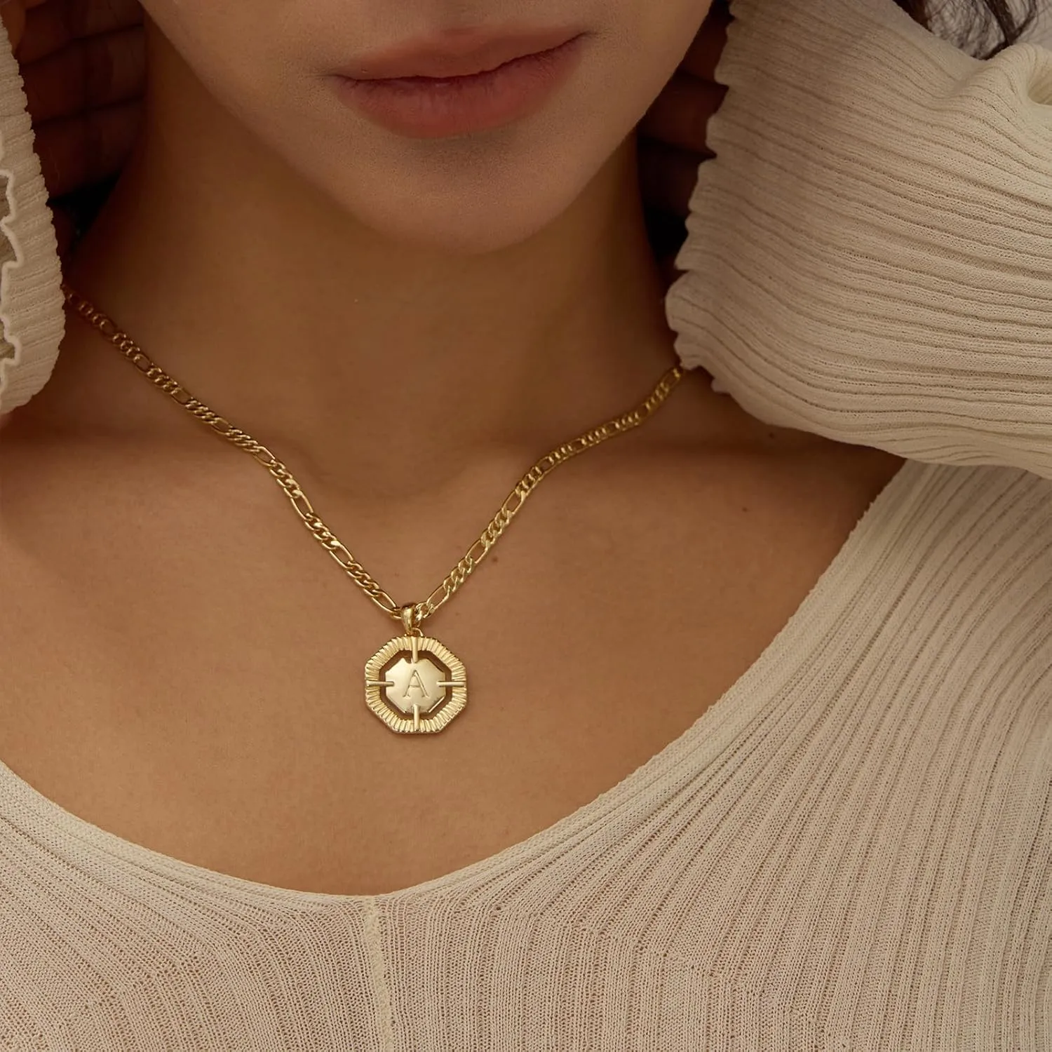 Initial Necklace for Women, 14k Gold Plated letter Necklace Dainty Gold Octagonal Necklace Figaro Chain Name Necklace Personalized Initial Octagonal Pendant Necklace for Women Trendy Gold Jewelry