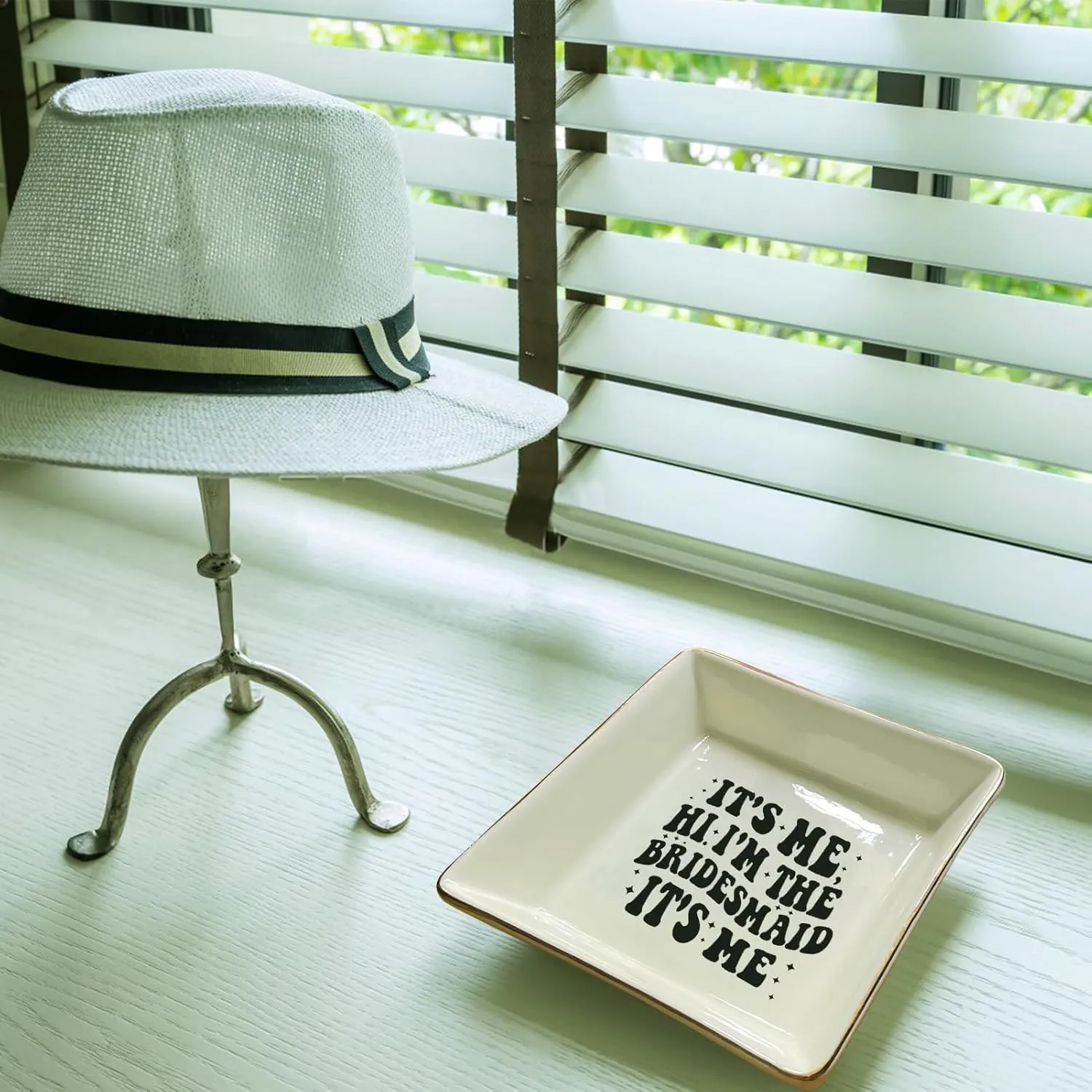 It's Me Hi I'm the Bridesmaid It's Me - Jewelry Tray, Ceramic Ring Dish - Bridesmaid Gift, Wedding Keepsake, Bridal Party Favor