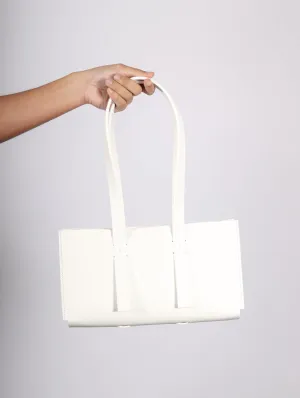 Orizzontale Shoulder Bag in White by Arrhe Studio