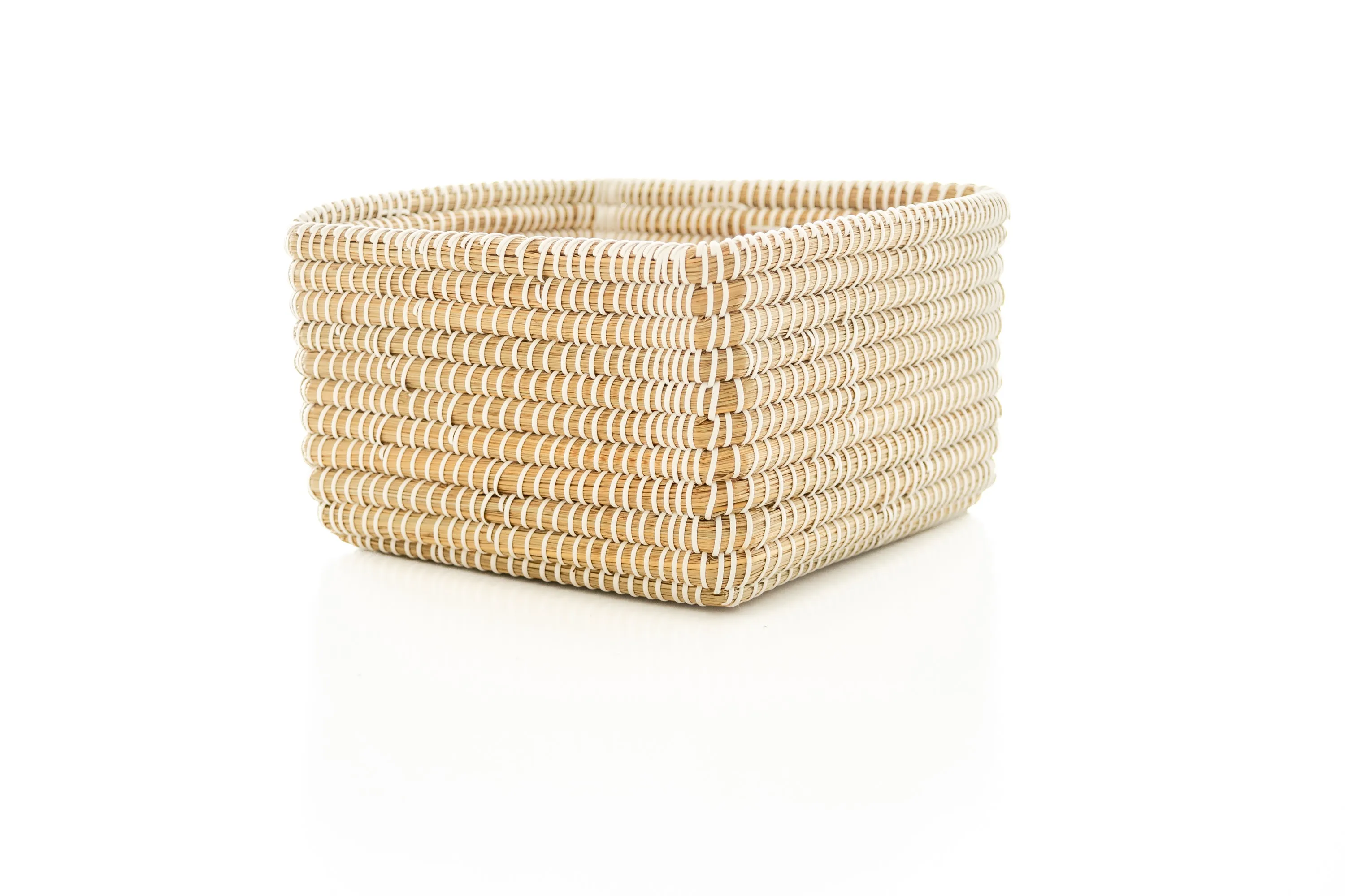White Wrapped Kaisa Cube Medium